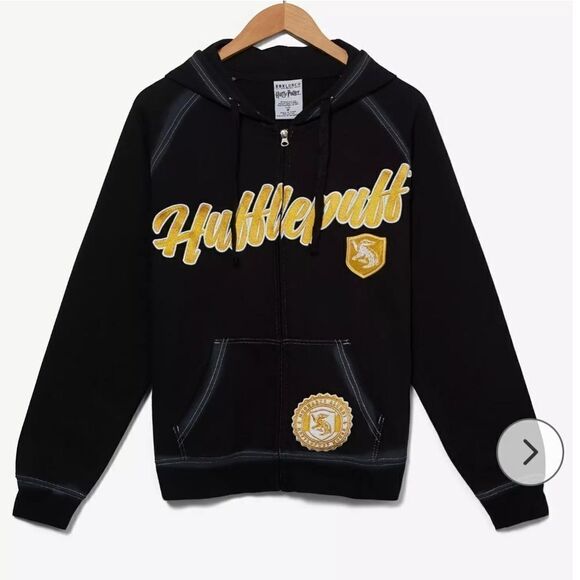 Harry Potter Tops - 587 NWT Harry Potter Hufflepuff Women's Zippered Hoodie Size Medium